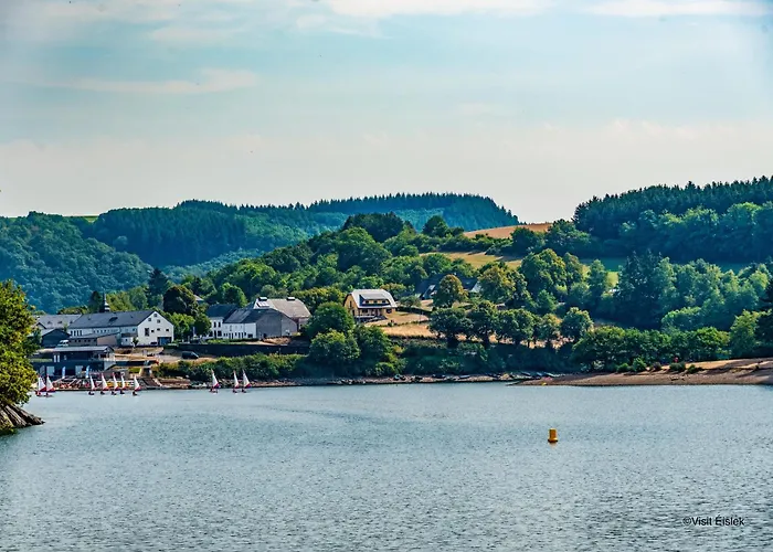 Landsted Naturpark Al Schoulwunneng Sir *